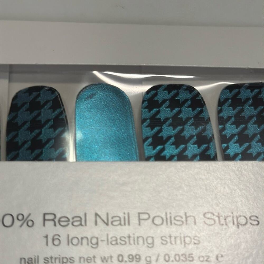 NWT Color Street "Suit Yourself" Teal Purple Black Houndstooth Nail Strips